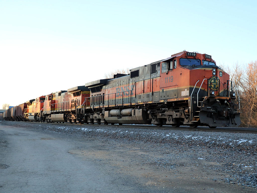 BNSF 1119